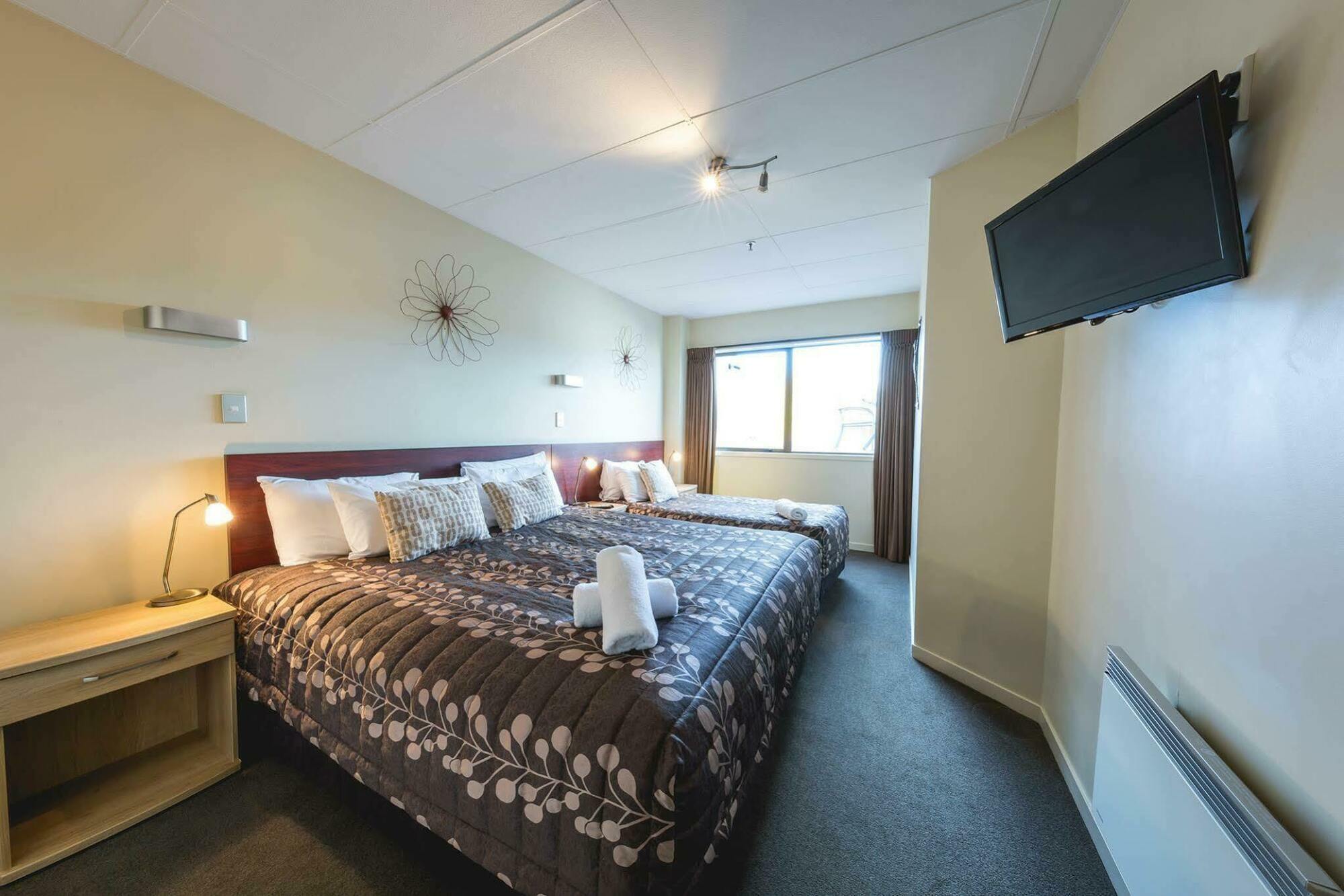 Heart Of Queenstown Bagian luar foto